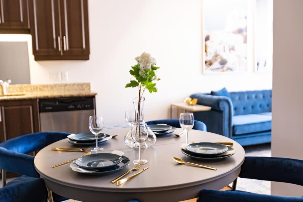 Appartamento M11 Gorgeous 3Br Wkingbed Perfect Location Montréal Esterno foto